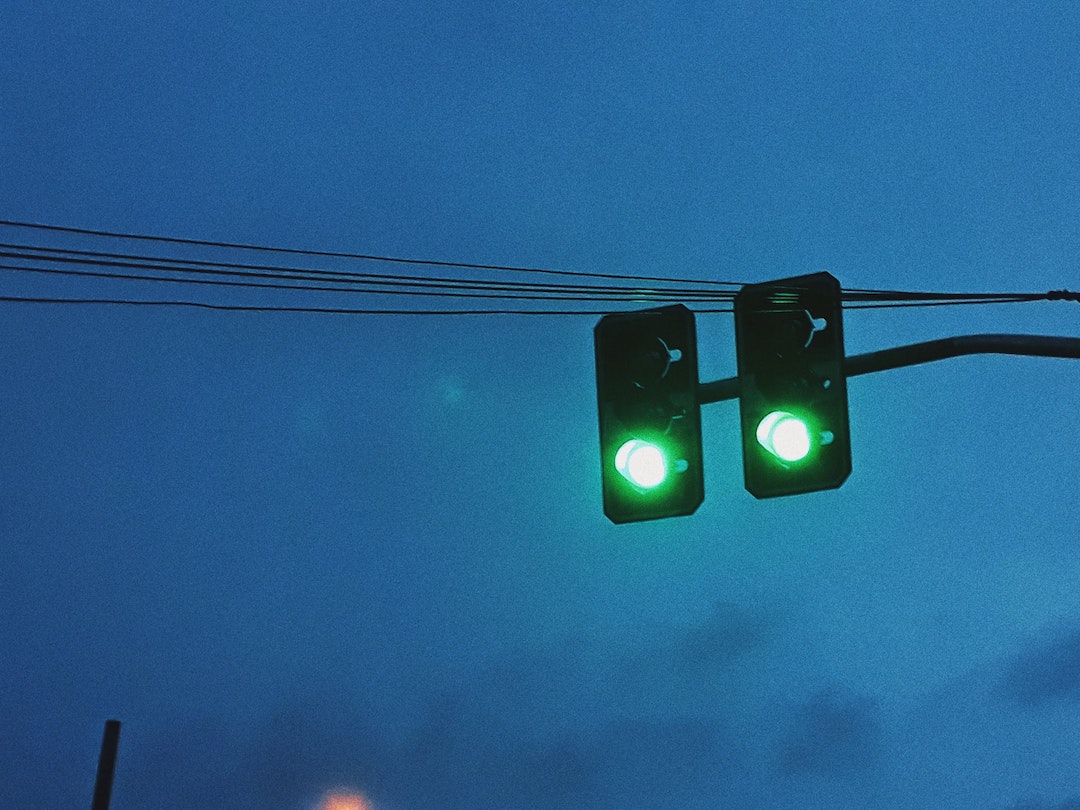 Feux verts - Photo par Raphael Brasileiro de Pexels
