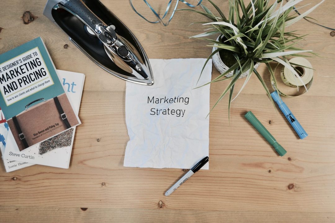 e-mail marketing vs médias sociaux - Stratégie marketing de repassage crédit photo : campaign-creators sur Unsplash