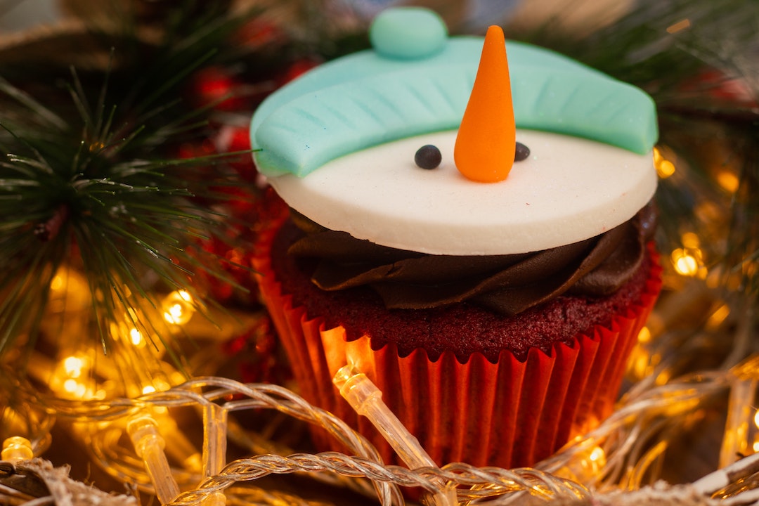 Cupcake bonhomme de neige - Photo par Rafael Titoneli de Pexels