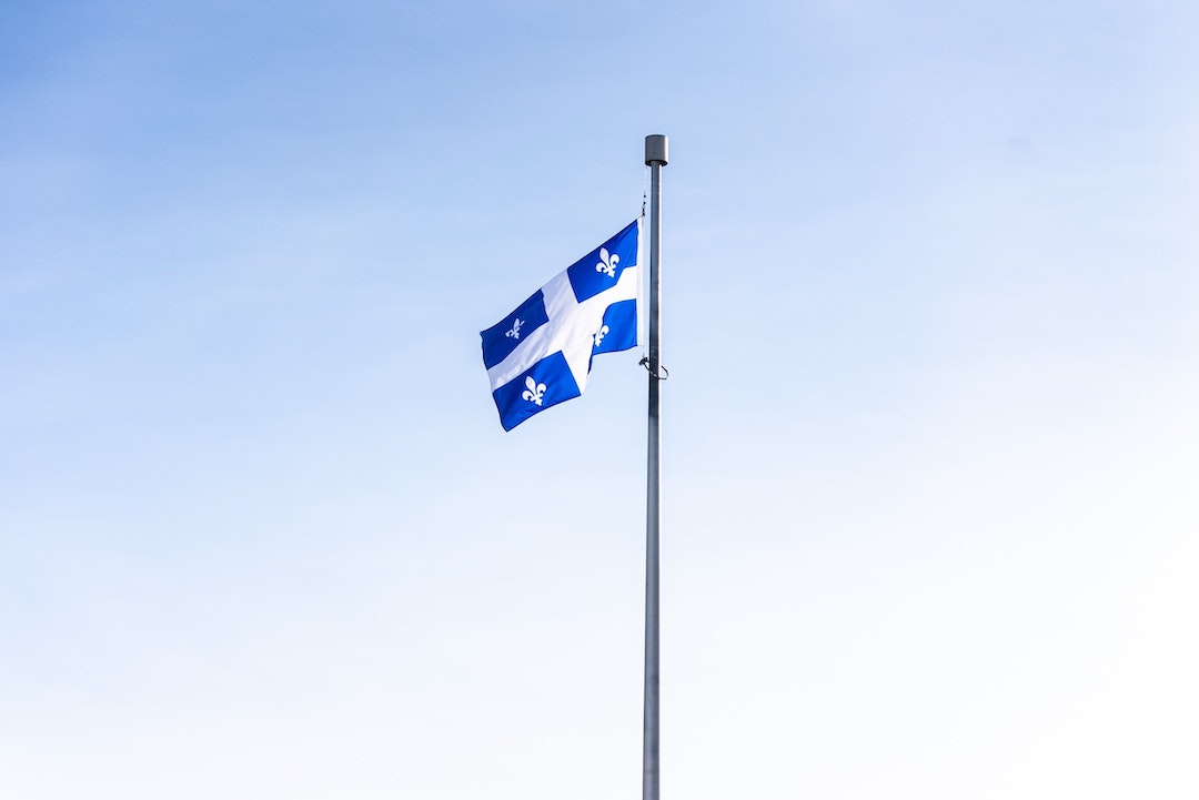 Photo du drapeau du Québec - Photo de Evan Velez Saxer - Pexels